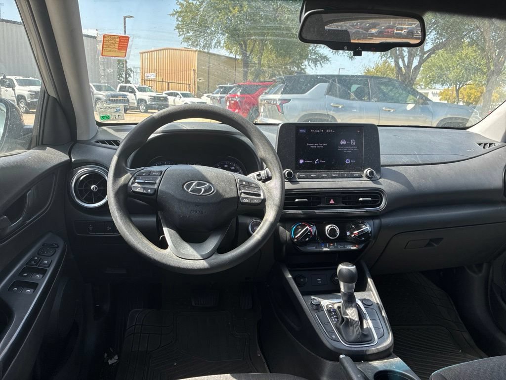 Used 2022 Hyundai Kona SEL FWD image 14