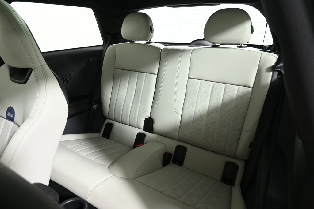 Certified 2025 MINI Cooper S image 26