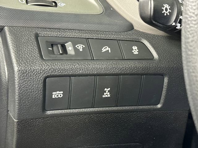 Used 2016 Hyundai Santa Fe Sport w/ Option Group 02 AWD/4WD image 19