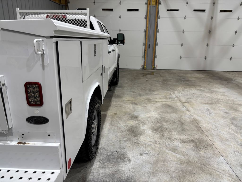 Used 2018 Chevrolet Silverado 2500 W/T w/ Snow Plow Prep Package image 10