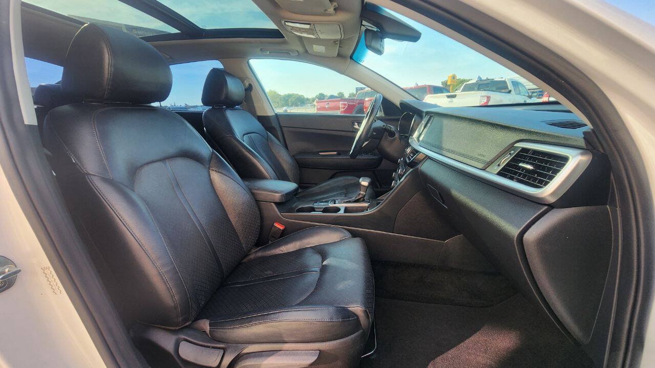 Used 2020 Kia Optima SE FWD image 17