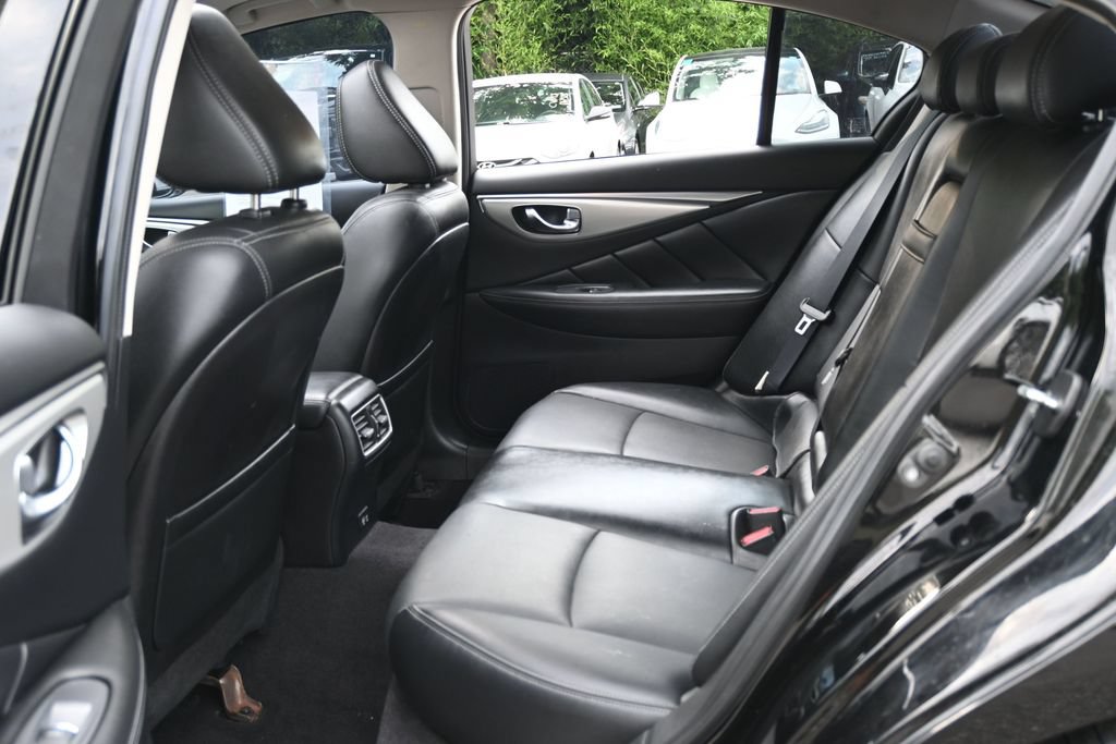 Used 2022 INFINITI Q50 Luxe w/ Cargo Package RWD image 32