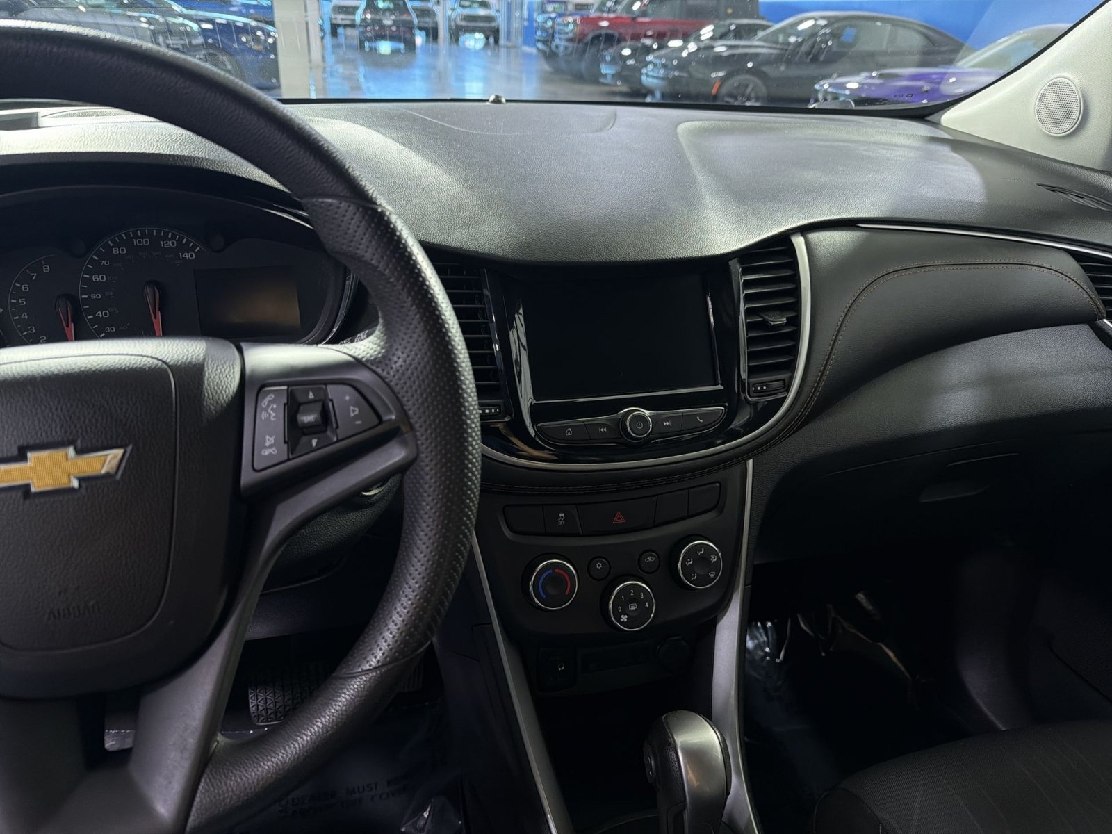 Used 2021 Chevrolet Trax LT AWD/4WD image 18