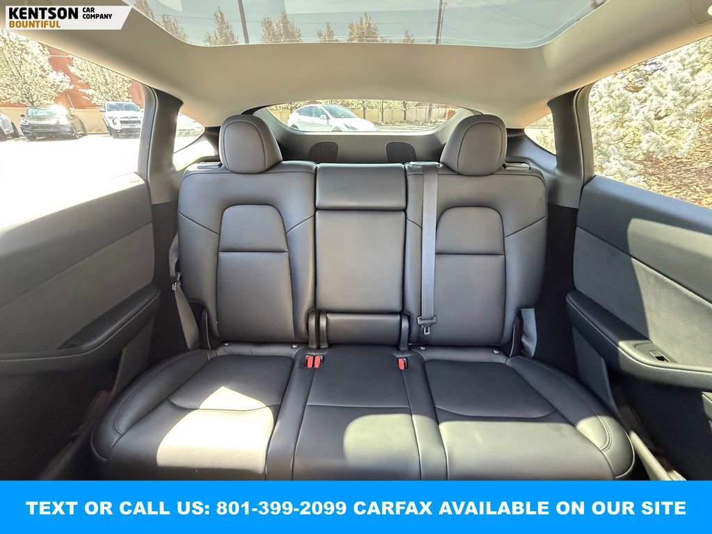 Used 2023 Tesla Model Y Long Range image 32