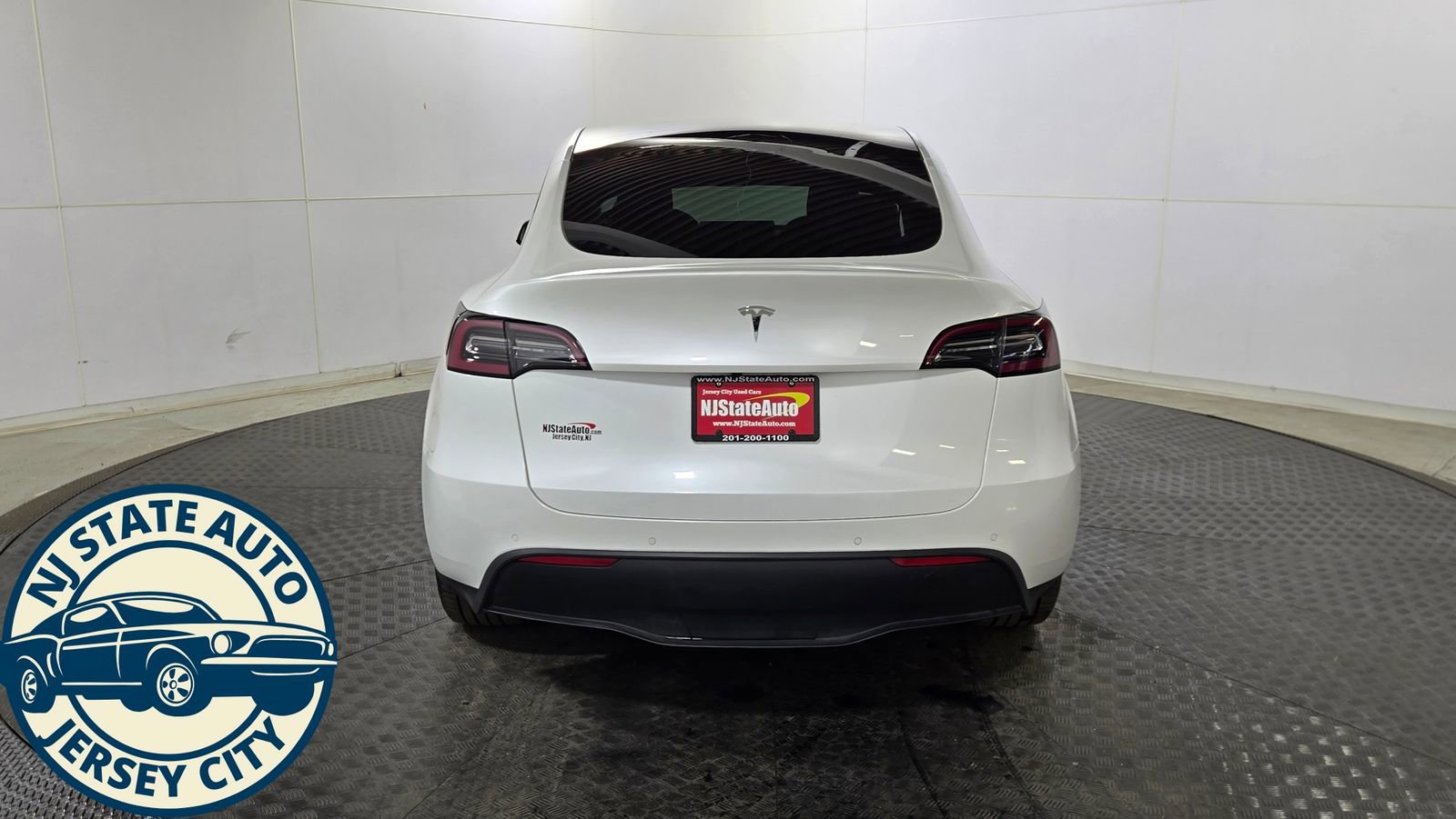 Used 2020 Tesla Model Y Performance image 8