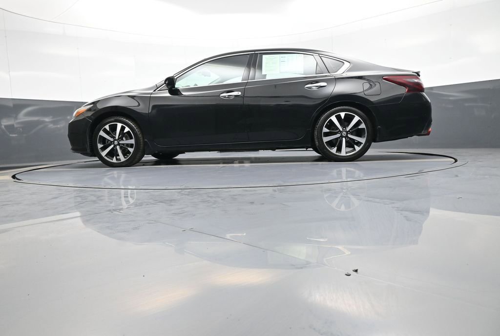 Used 2018 Nissan Altima 2.5 SR FWD image 31