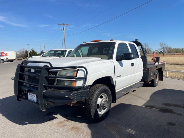 Used 2005 Chevrolet Silverado 3500 LS w/ Skid Plate Package AWD/4WD video 2