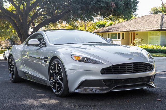 Used 2014 Aston Martin Vanquish Coupe RWD image 12