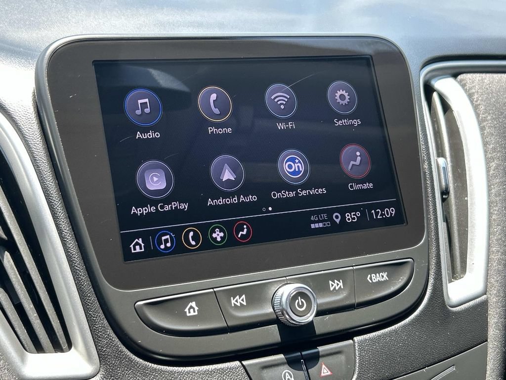 Used 2022 Chevrolet Malibu LT FWD image 28