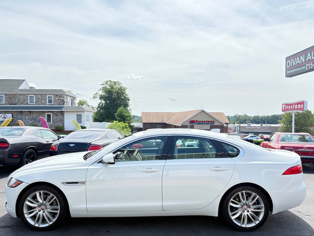 Used 2016 Jaguar XF Prestige AWD/4WD image 5