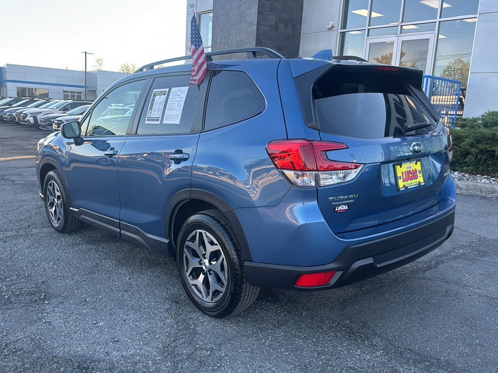 Used 2023 Subaru Forester Premium AWD/4WD image 6