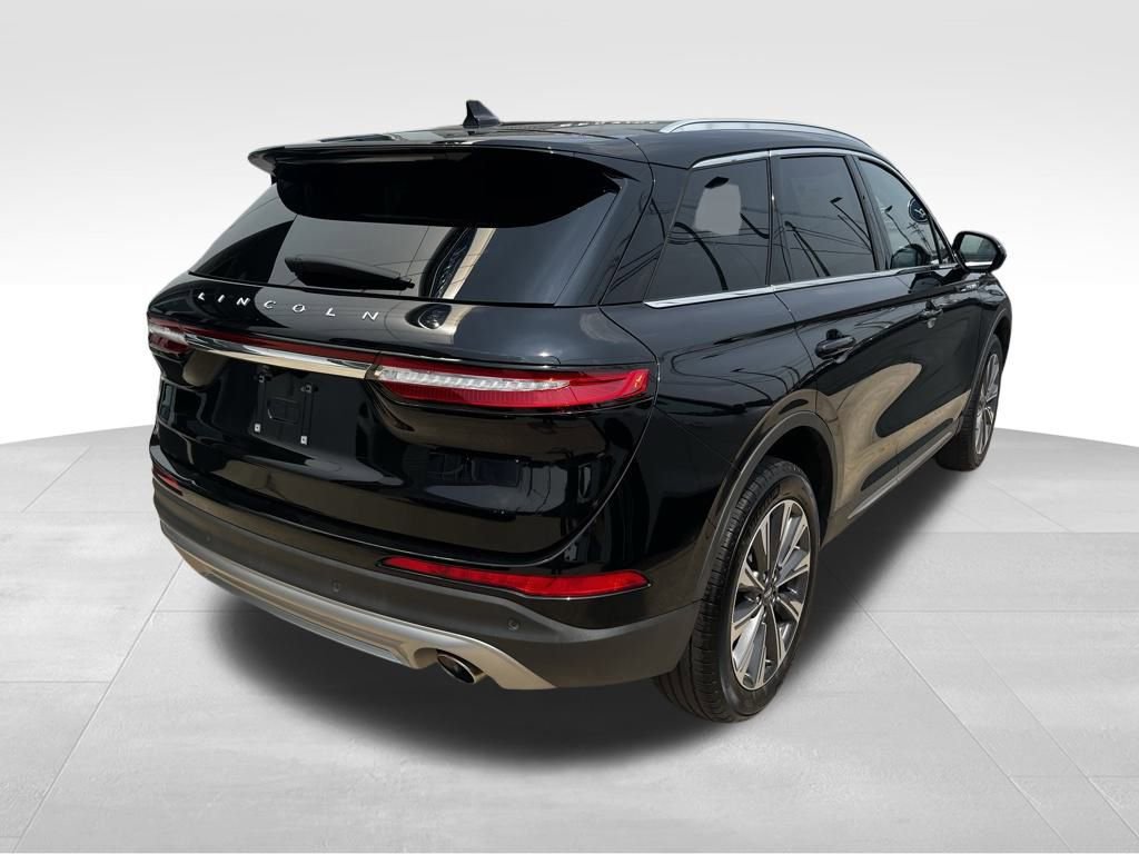 Used 2022 Lincoln Corsair Reserve AWD/4WD image 2