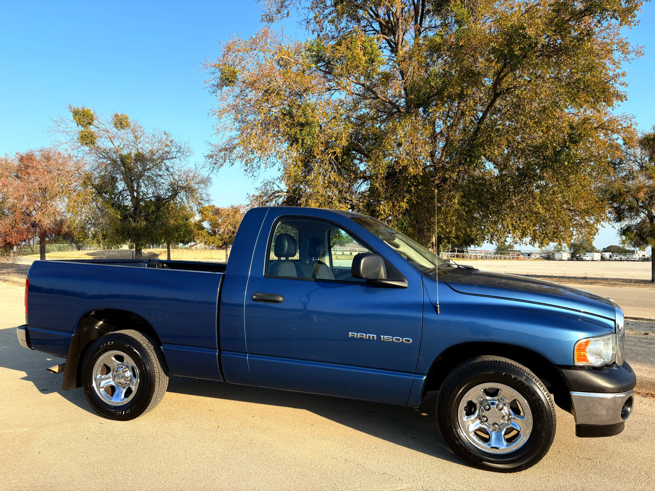 Used 2004 Dodge Ram 1500 Truck ST w/ ST Value Group image 40