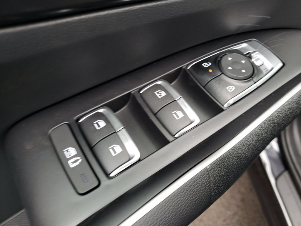 New 2026 Kia Sorento LX FWD image 16