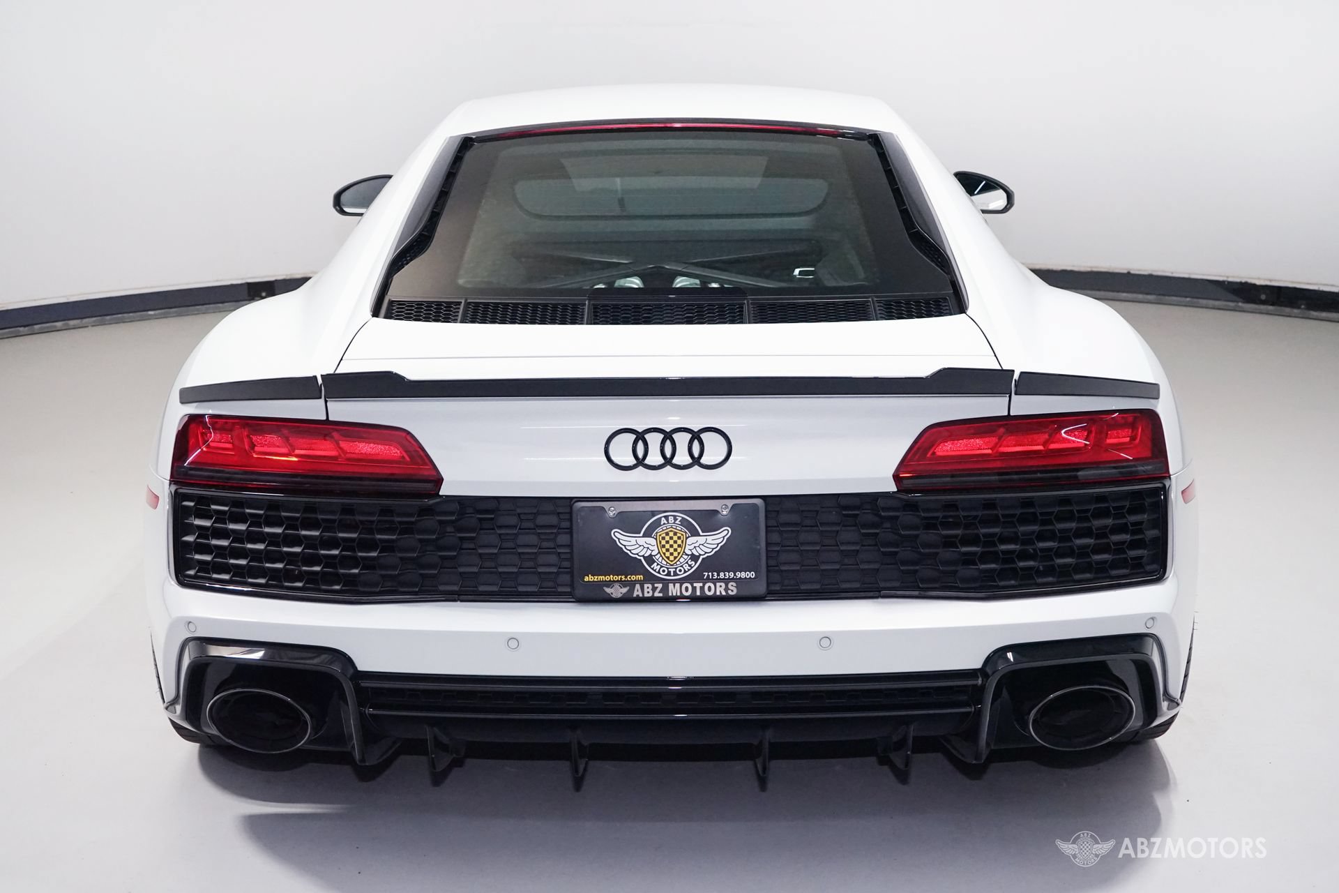 Used 2022 Audi R8 V10 performance RWD image 8