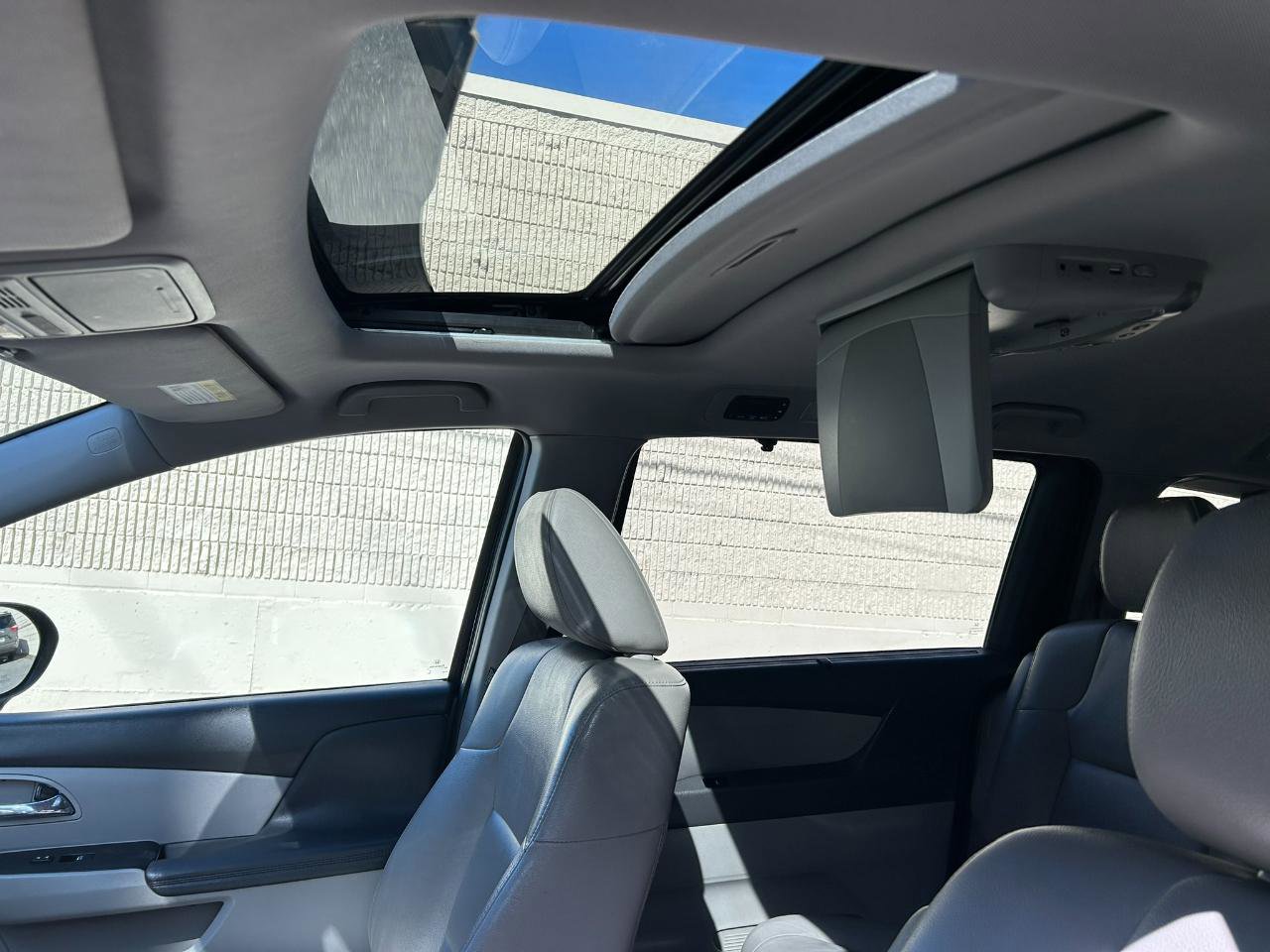 Used 2014 Honda Odyssey EX-L image 11