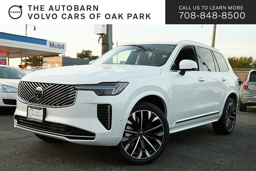 New 2026 Volvo XC90 B6 Plus w/ Protection Package image 1