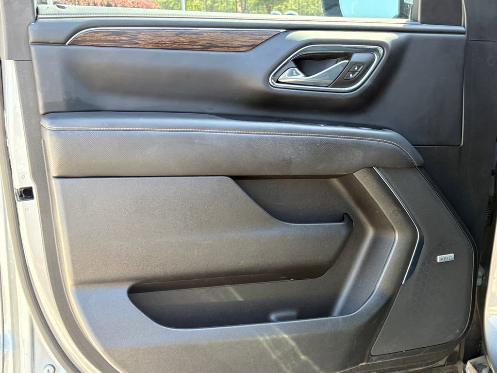 Used 2023 Chevrolet Tahoe Premier RWD image 12