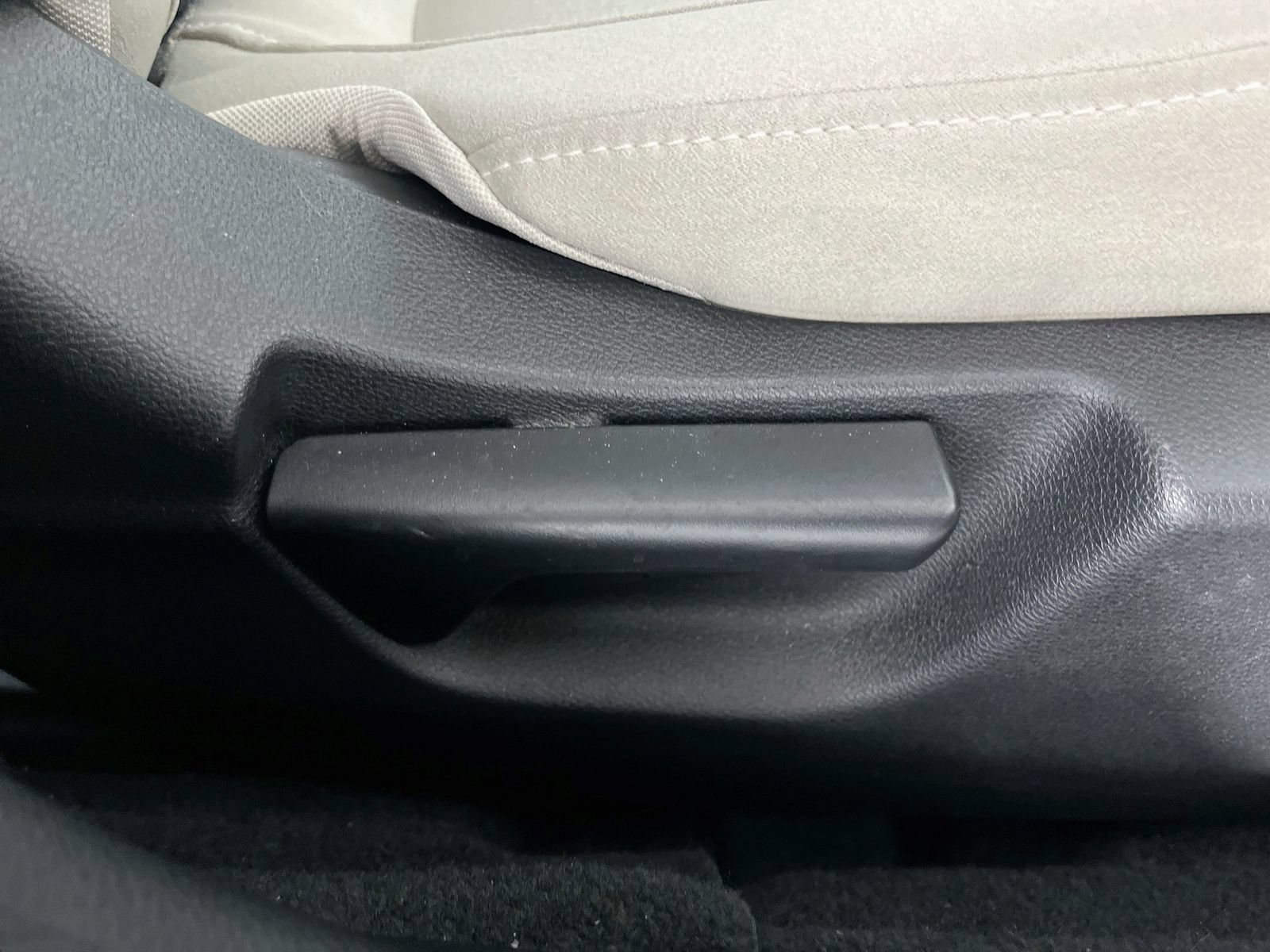 Used 2019 Honda Accord EX image 36