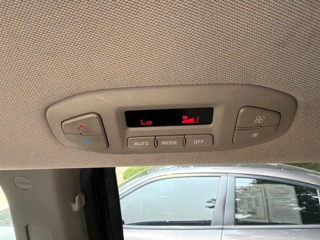 Used 2017 Kia Sedona SX FWD image 23