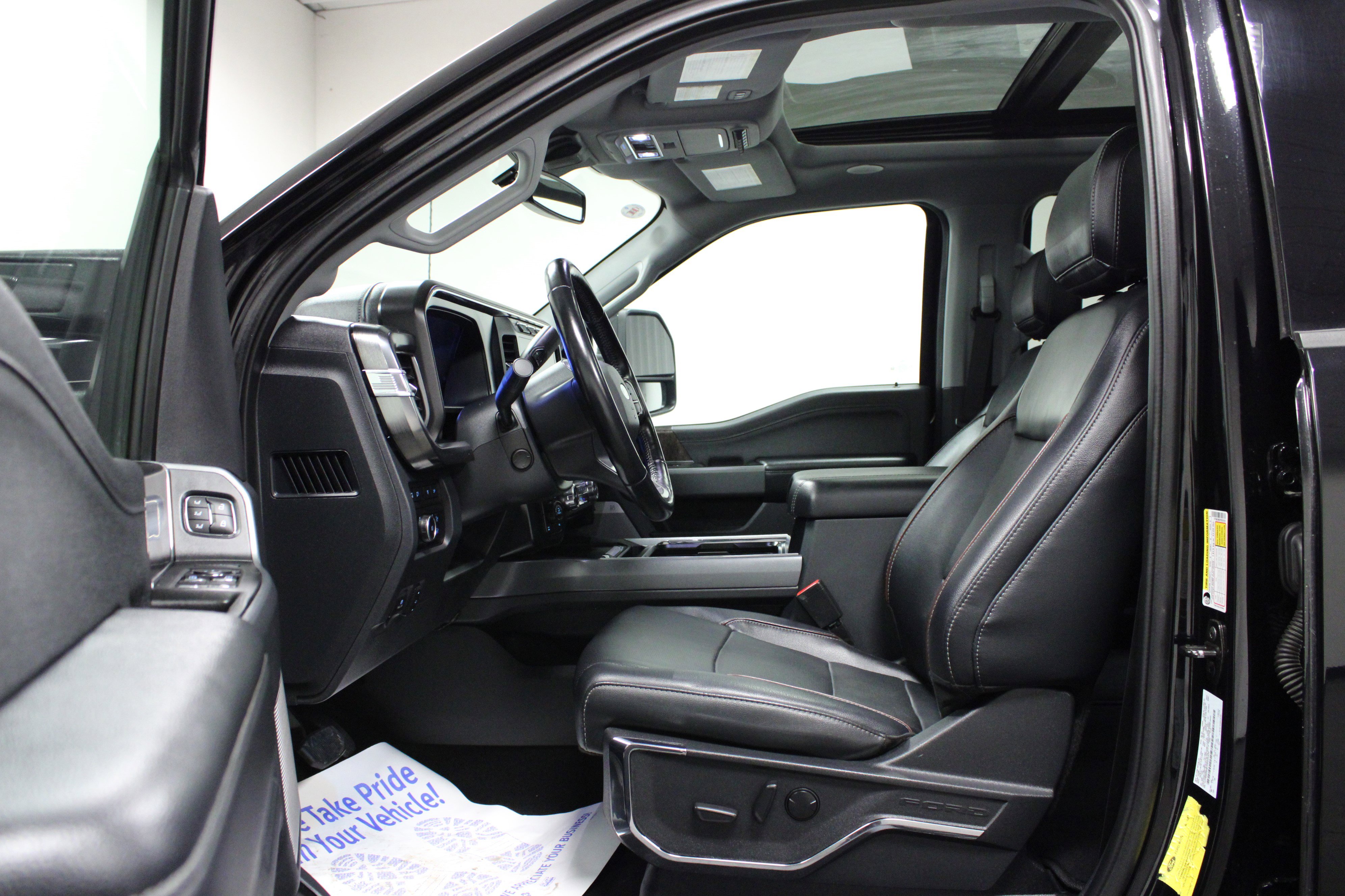 Used 2023 Ford F250 Lariat w/ Lariat Ultimate Package image 12