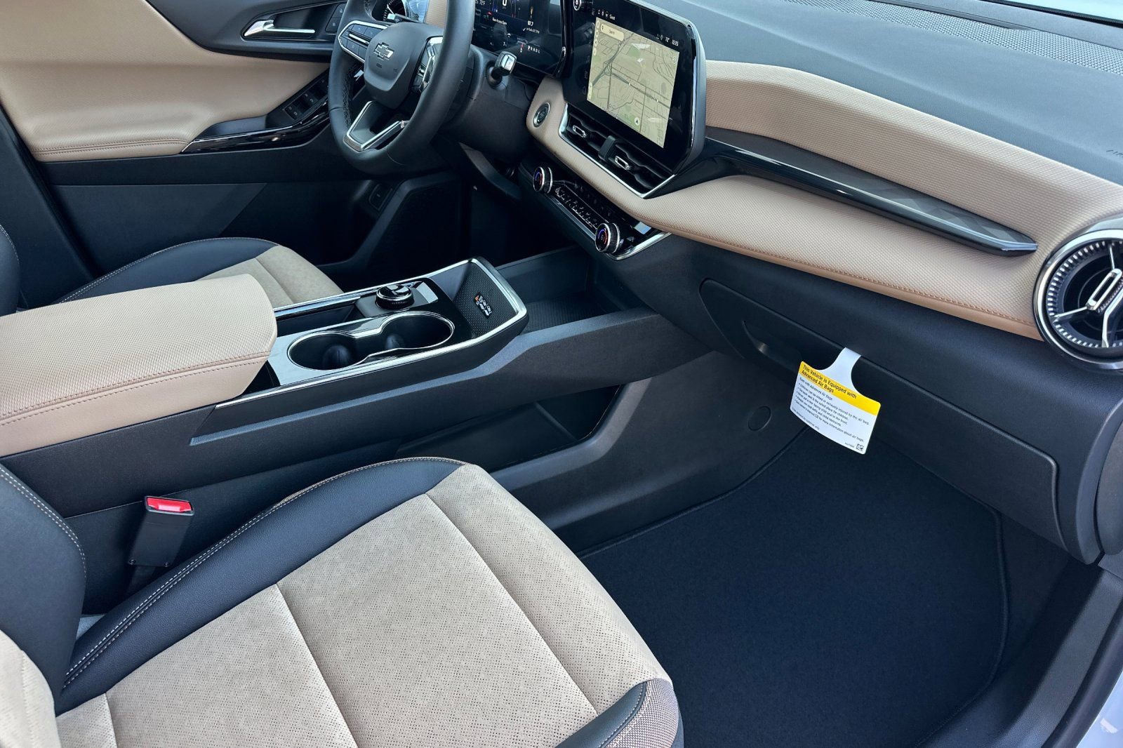 New 2026 Chevrolet Equinox ACTIV w/ Safety and Technology Package image 16