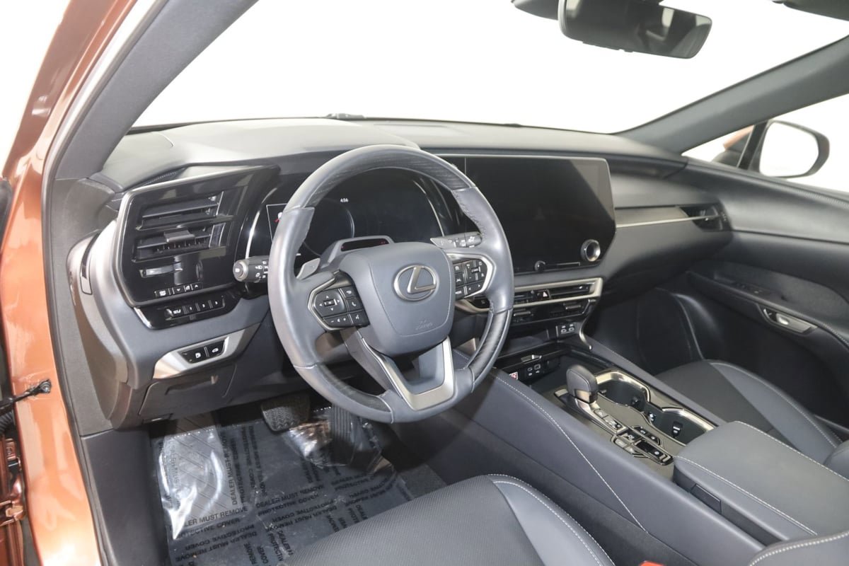 Used 2024 Lexus RX 350 Premium w/ Convenience Package image 28