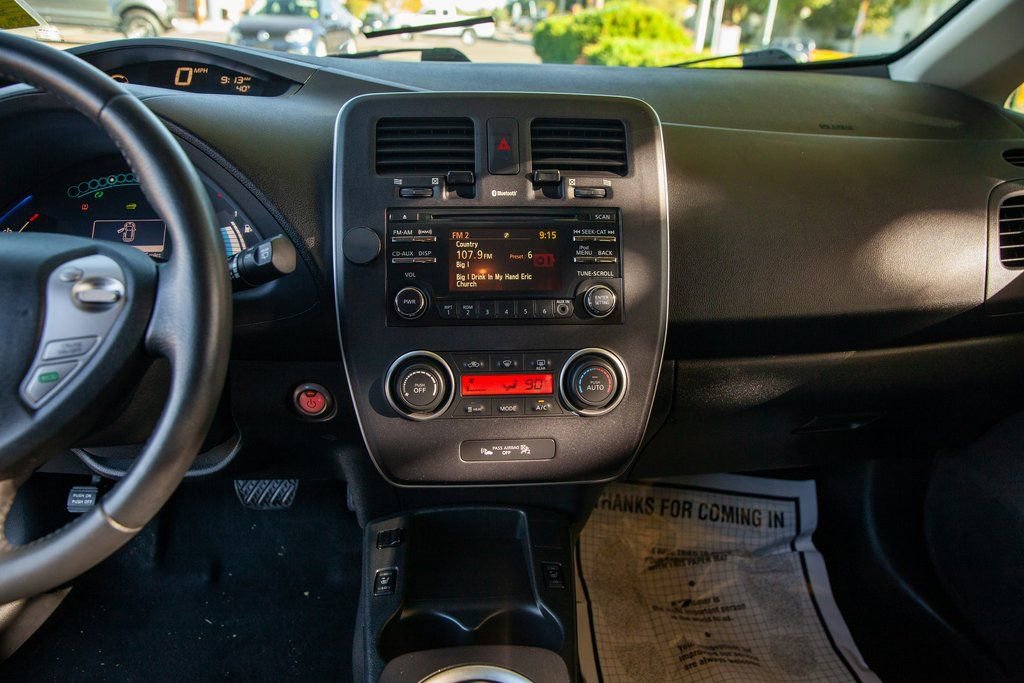 Used 2015 Nissan Leaf S w/ Charge Package image 13