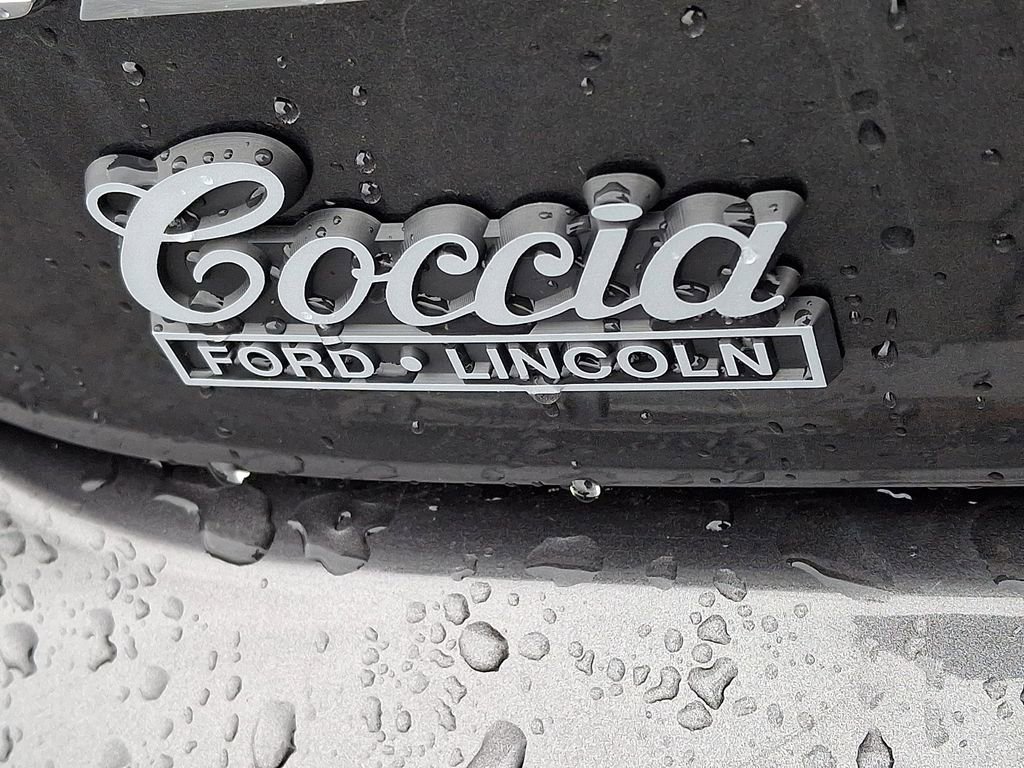 Certified 2020 Ford Edge SE image 30