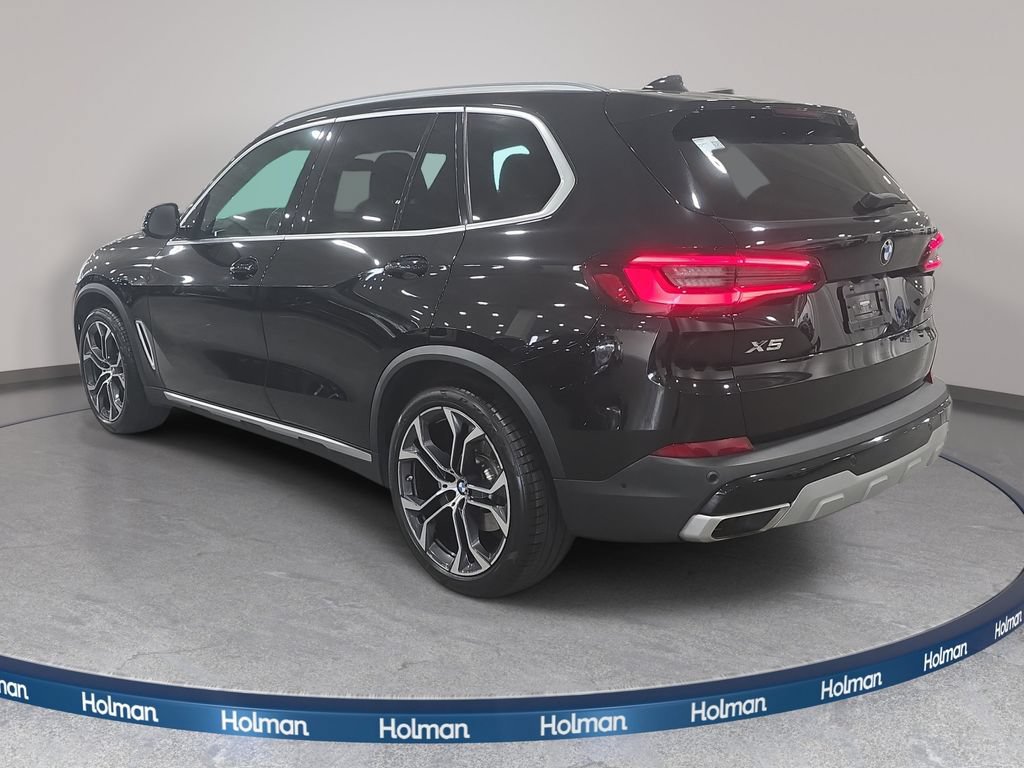 Certified 2022 BMW X5 sDrive40i w/ Parking Assistance Package RWD image 7