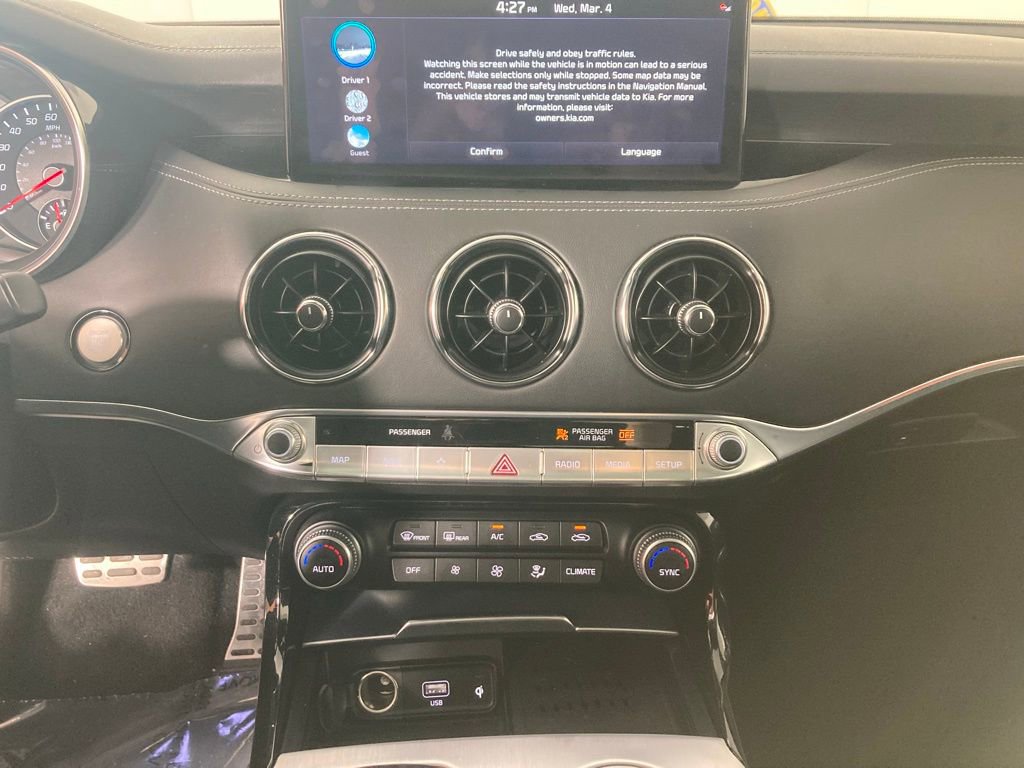 Certified 2023 Kia Stinger GT2 image 2