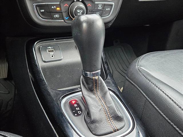 Used 2019 Jeep Compass Limited FWD image 11