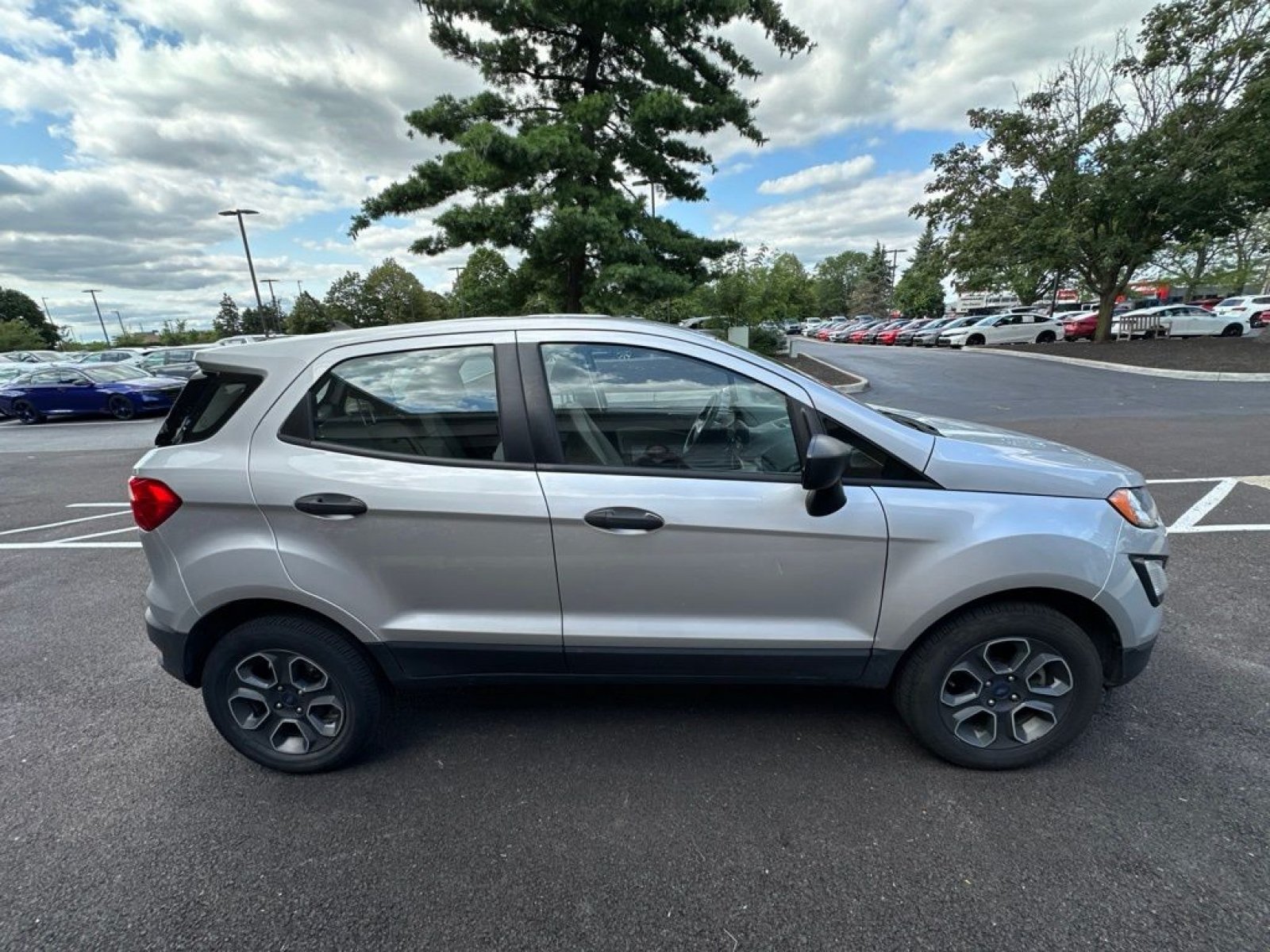 Used 2022 Ford EcoSport S AWD/4WD image 4