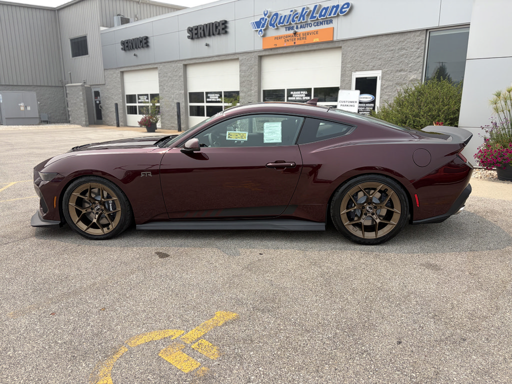 New 2026 Ford Mustang GT Premium w/ GT Performance Package RWD image 9