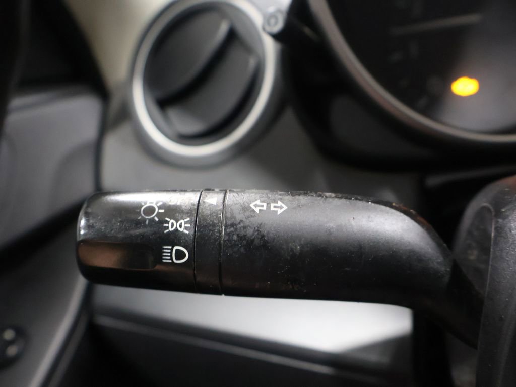 Used 2010 MAZDA MAZDA3 i Sport image 28