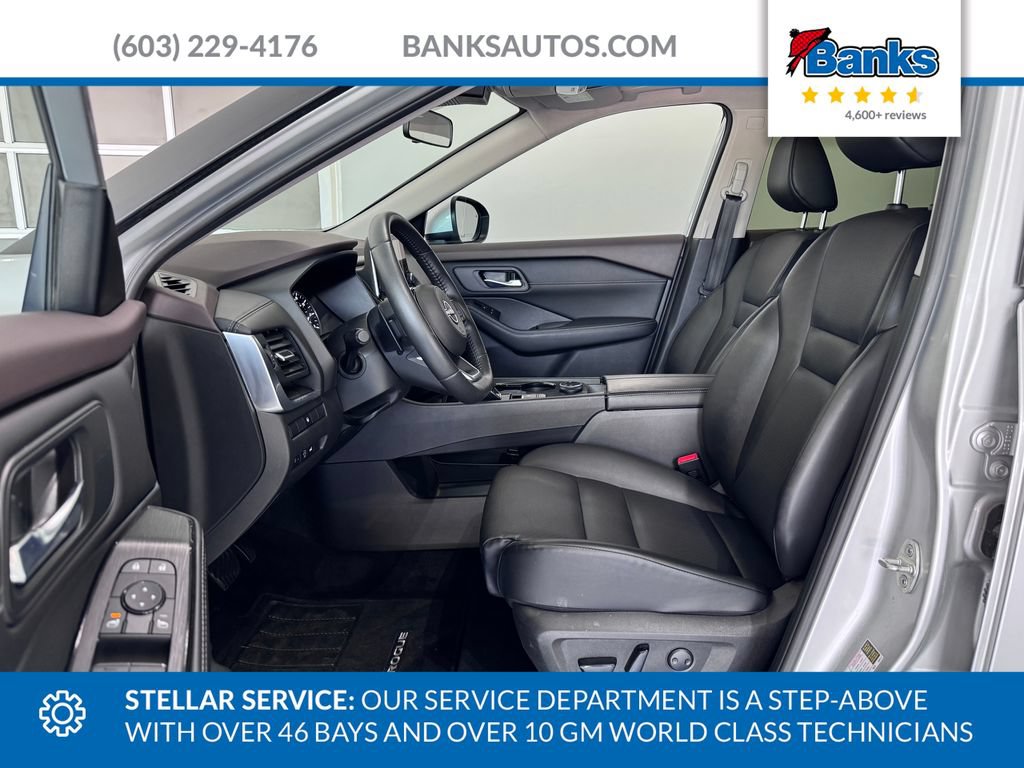 Used 2023 Nissan Rogue SV w/ SV Premium B Package AWD/4WD image 9