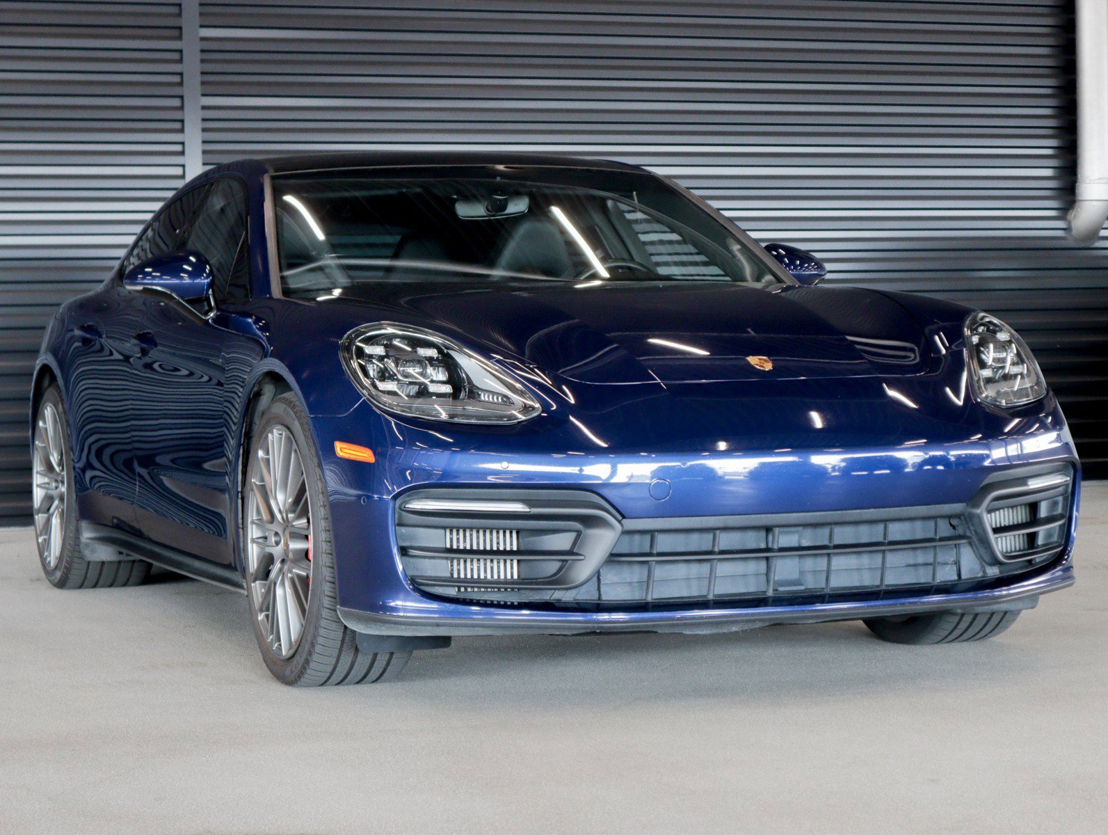 Certified 2022 Porsche Panamera 4S image 7
