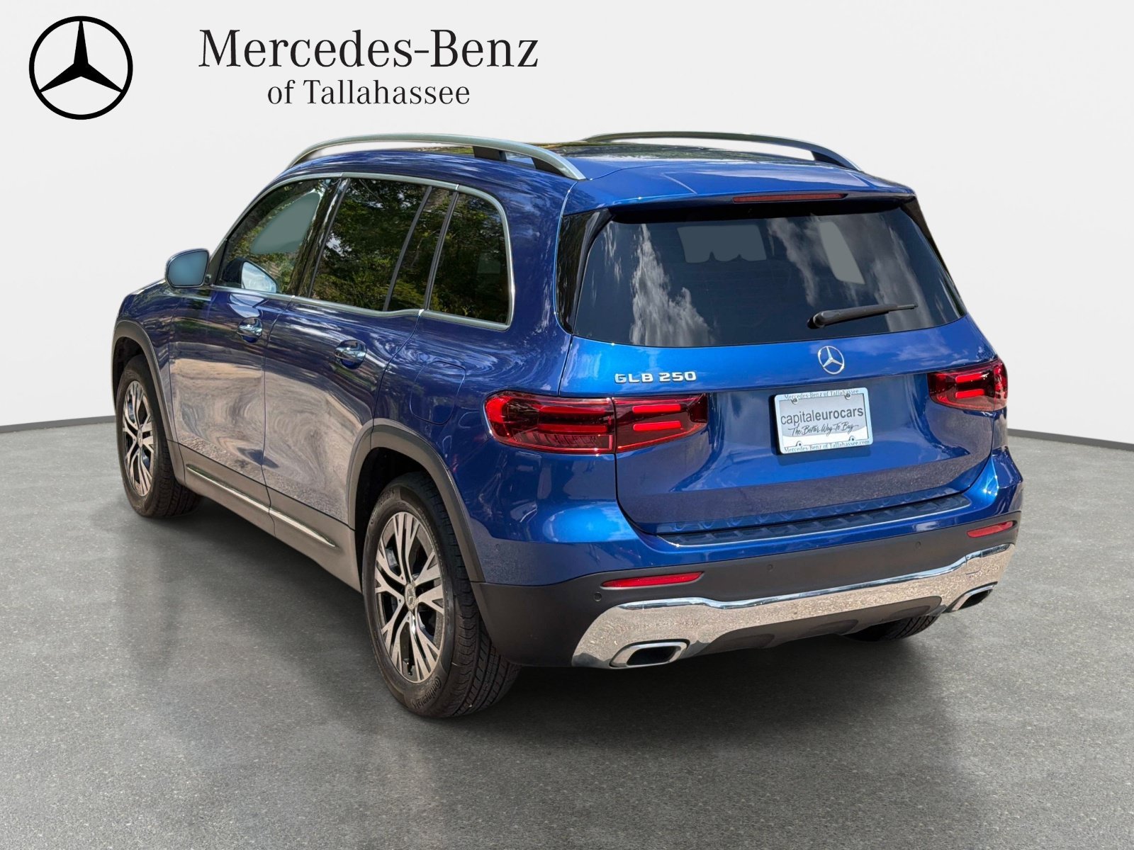 Certified 2024 Mercedes-Benz GLB 250 image 7