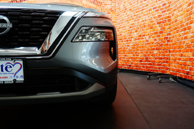 Certified 2023 Nissan Rogue SV AWD/4WD image 58