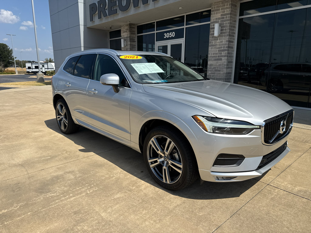 Used 2021 Volvo XC60 T5 Momentum w/ Premium Package