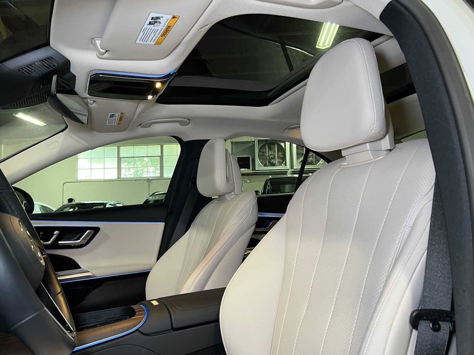 Used 2025 Mercedes-Benz E 350 Sedan image 23