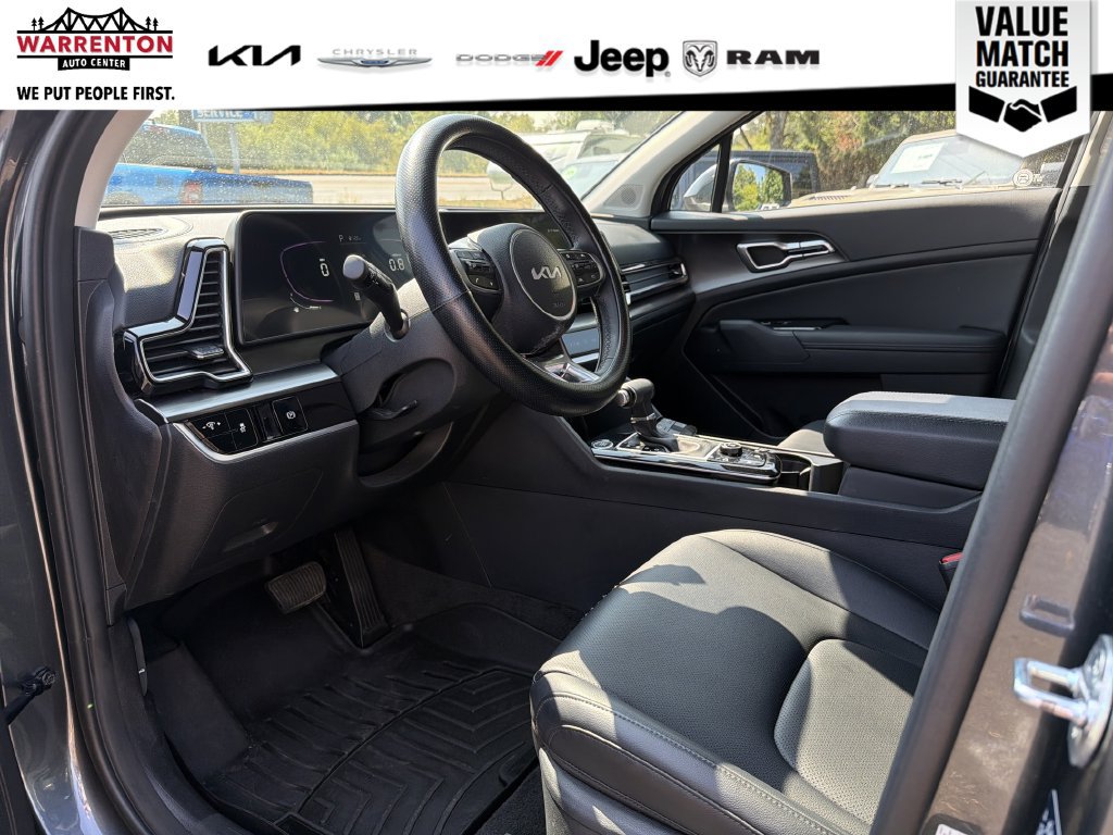Used 2024 Kia Sportage EX AWD/4WD image 12