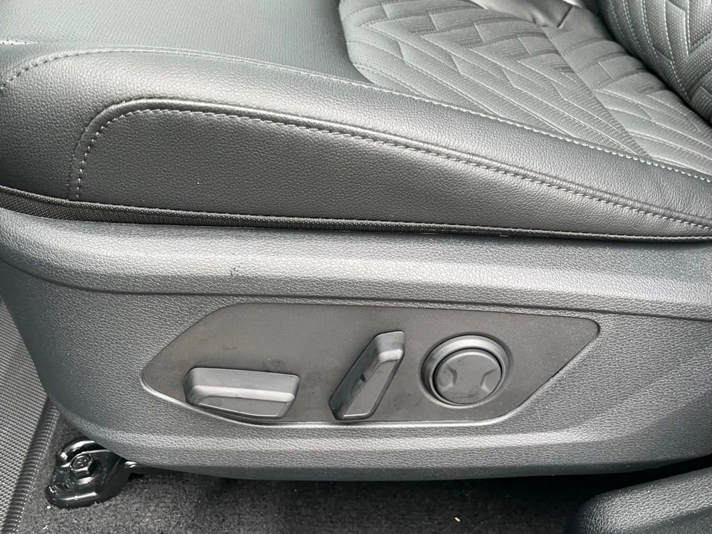 New 2026 Kia Sportage X-Line w/ X-Line Technology Package image 21