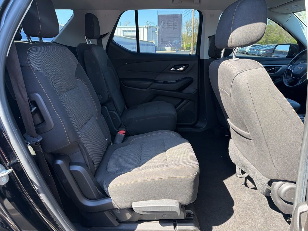 Used 2018 Chevrolet Traverse LT image 23