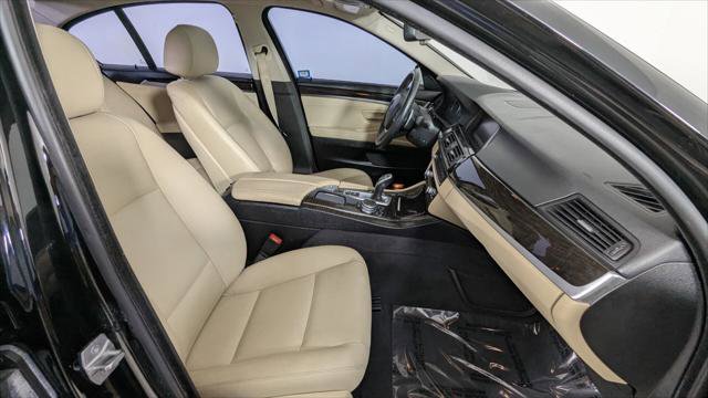 Used 2016 BMW 528i Sedan w/ Premium Package image 20