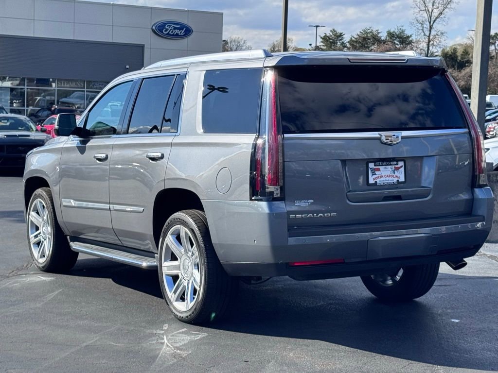 Used 2019 Cadillac Escalade Luxury image 16