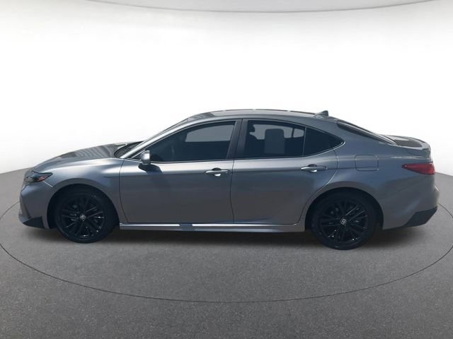 Used 2026 Toyota Camry SE FWD image 9