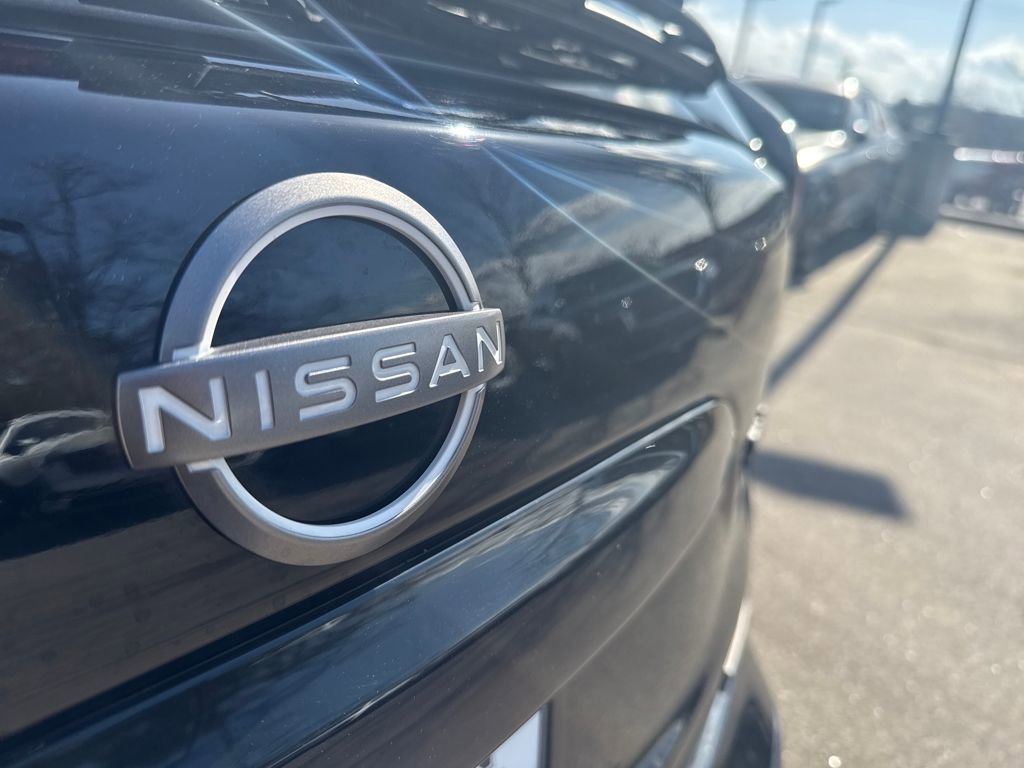 Certified 2024 Nissan Murano SV w/ SV Midnight Edition Package image 42