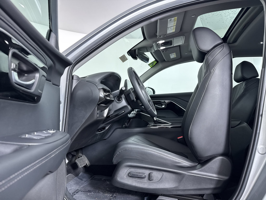 Used 2025 Acura ADX FWD image 5