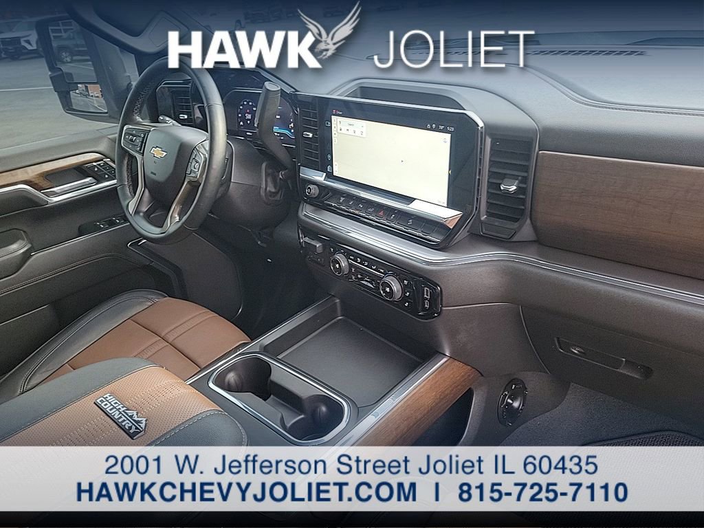 Used 2024 Chevrolet Silverado 3500 High Country w/ High Country Premium Package image 22